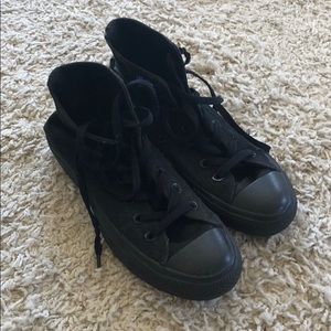 CONVERSE High Top Chucks